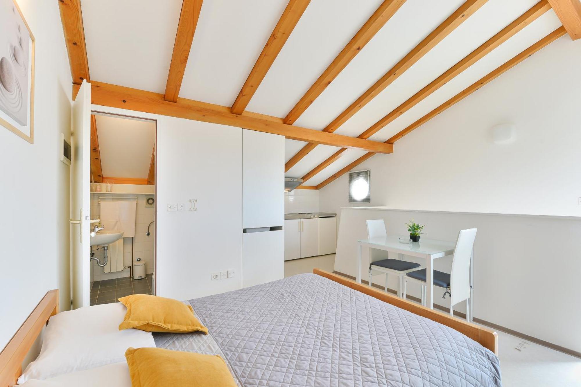 Apartments With A Parking Space Zaton, Zadar - 11130 Room photo